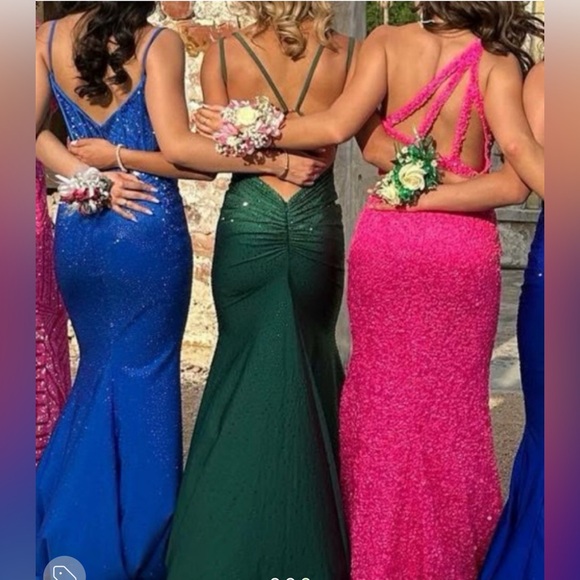 Sherri Hill Elegant Green Evening Gown - Picture 3 of 3